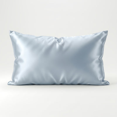 Luxe zijden kussensloop van 100 procent moerbeizijde in lichtblauw