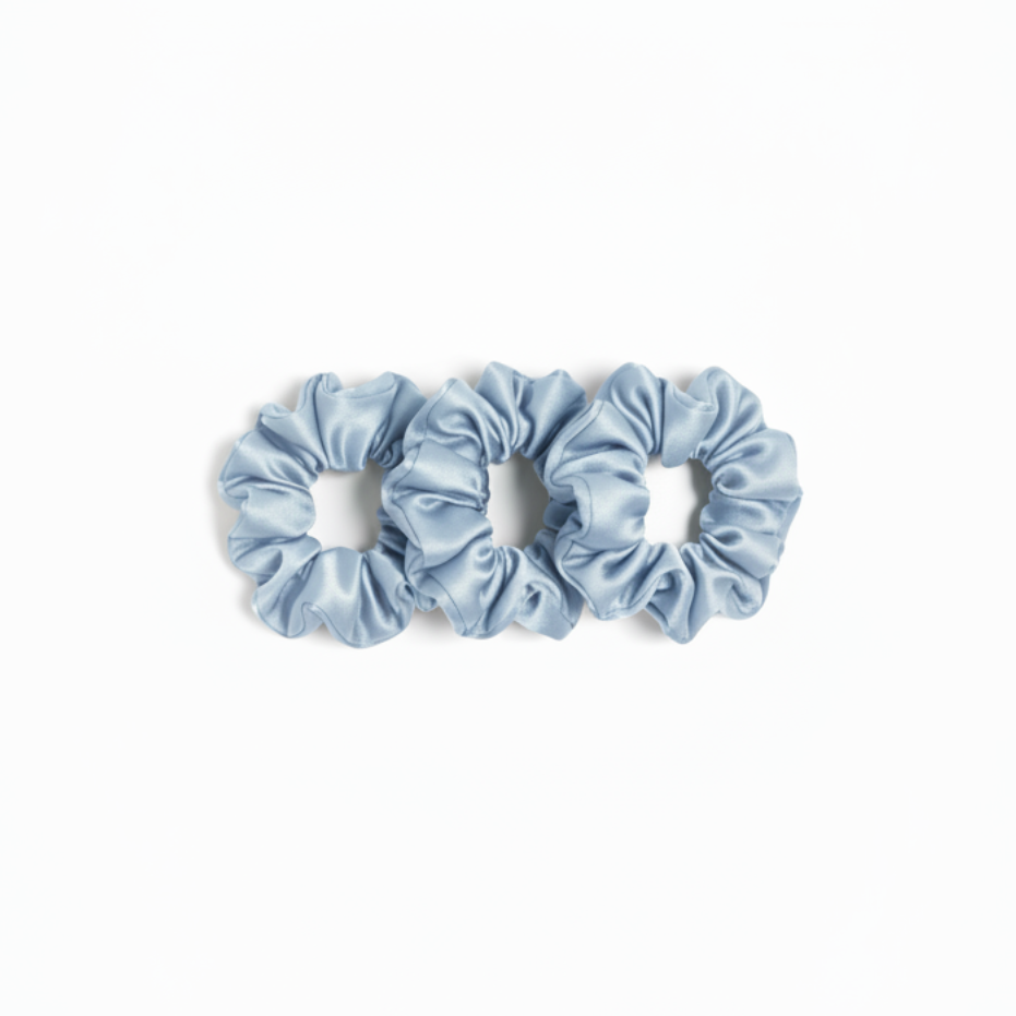 Set van 3 lichtblauwe zijden scrunchies van moerbeizijde